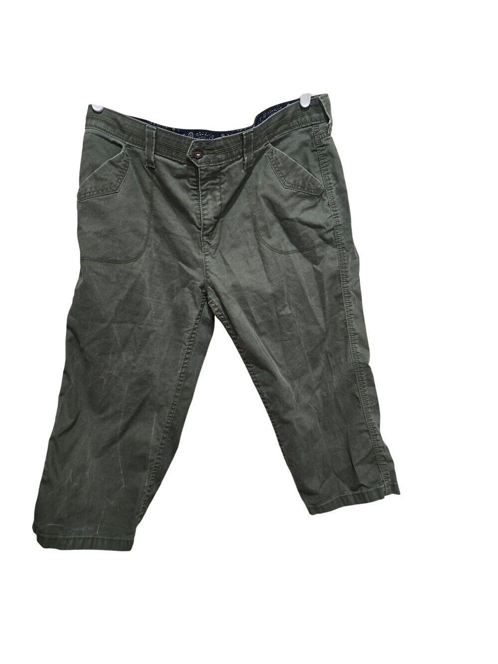 Levi Strauss Signature Olive Green Cargo Capri Pants Size 16